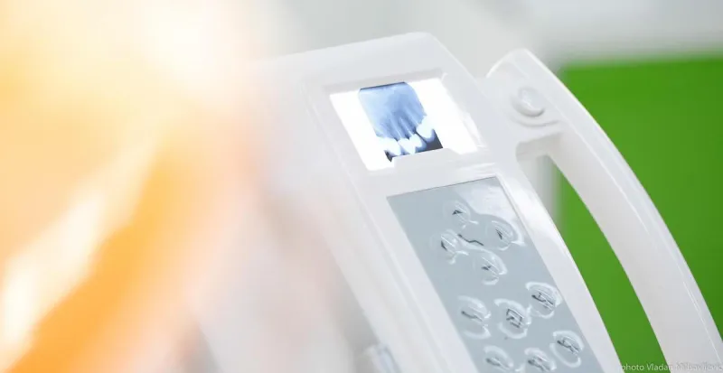 Oralna hirurgija i paradontologija